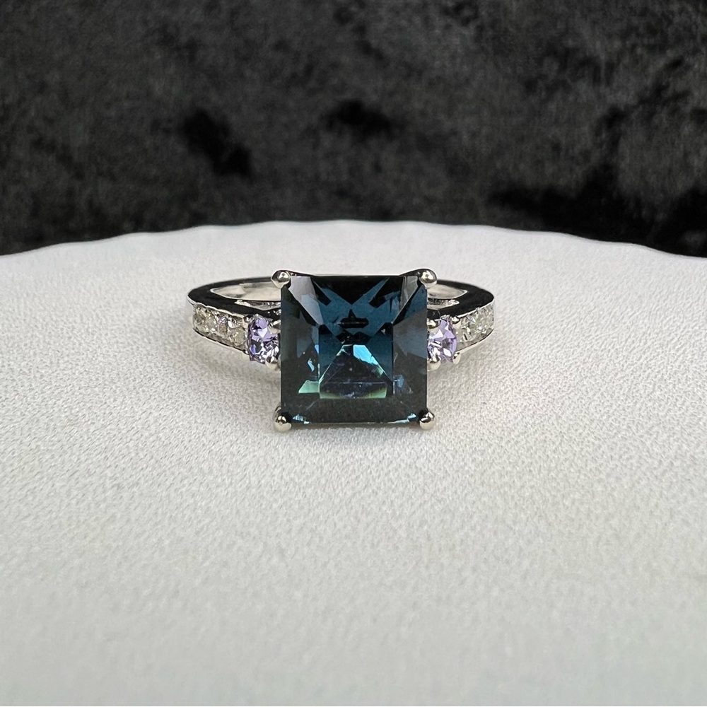 Sterling Silver Swarovski Crystal Ring